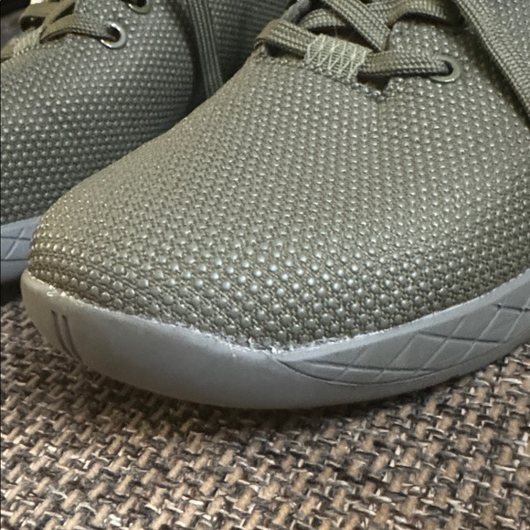 NOBULL trainer Men’s 9/Womens 10 1/2 - Picture 5 of 12